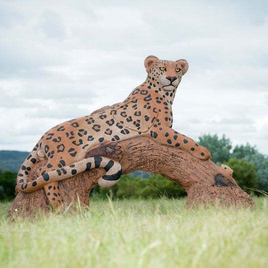 101020 Wildcrete 3D Target - Leopard liegend